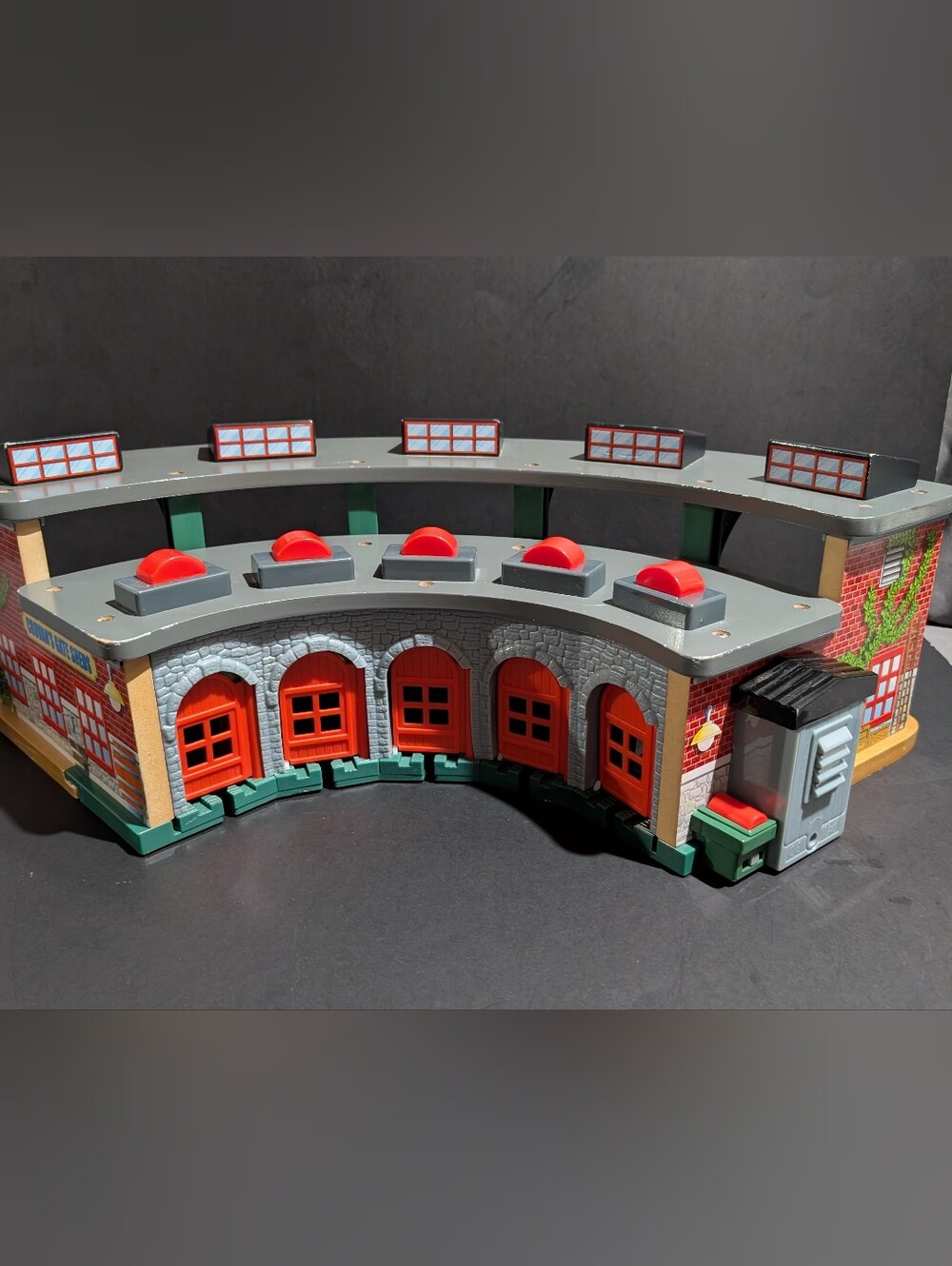 Thomas And Friends Wooden Deluxe Roundhouse Sounds Works No Turntable